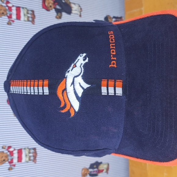 Vintage Denver Broncos Logo Athletic stitched logo softshell blue pulltab hat - Picture 6 of 10